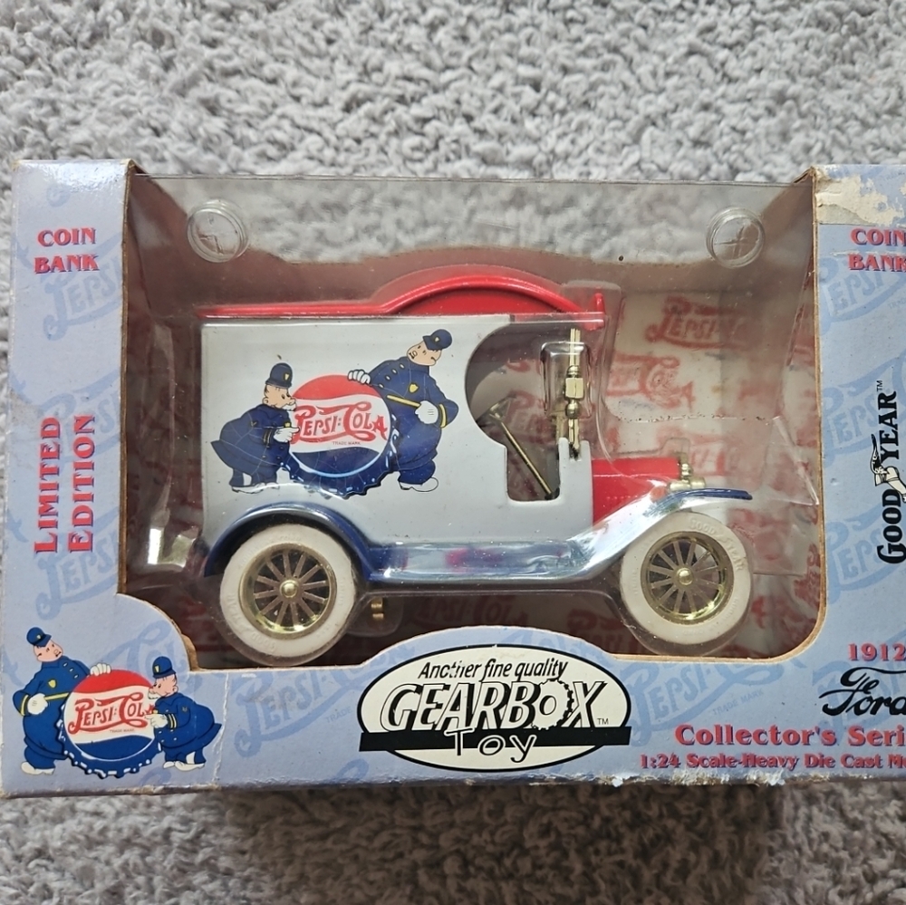 Pepsi-Cola Delivery Truck Coin Bank